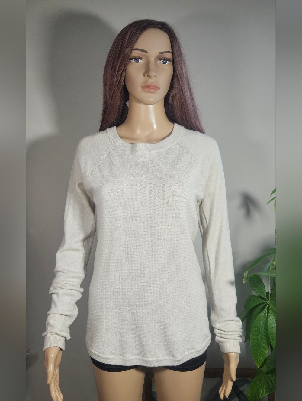 Lululemon Merino Wool Women's Cream Long-Sleeve Crewneck Sweater Top